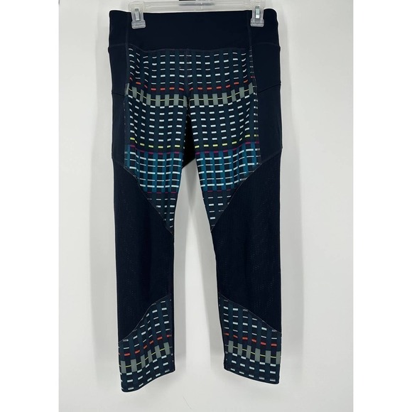 Athleta timeless Contender Capri women’s size M - Picture 4 of 10
